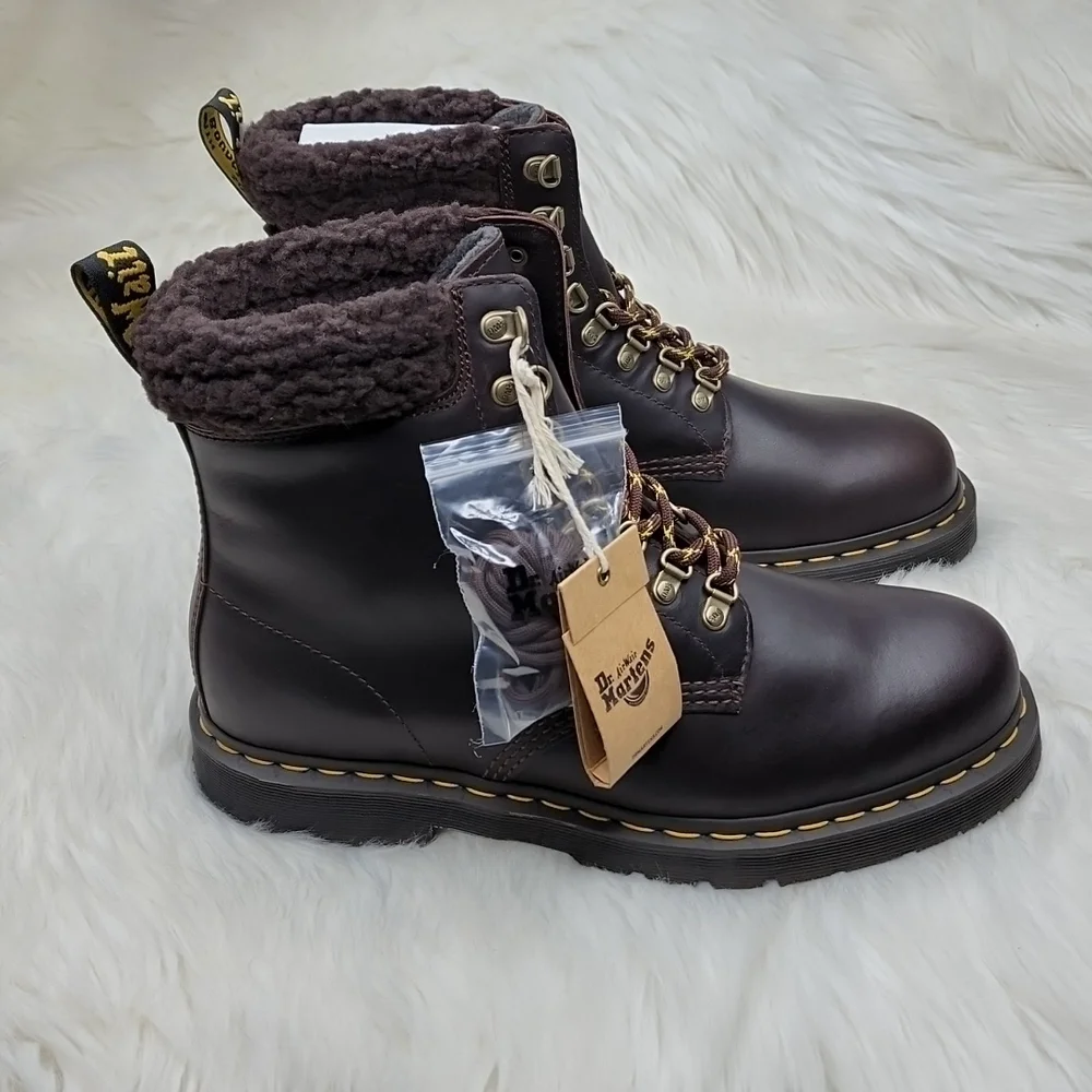 Dr. Martens 1460 Collar Leather Waterproof Boots New In Box